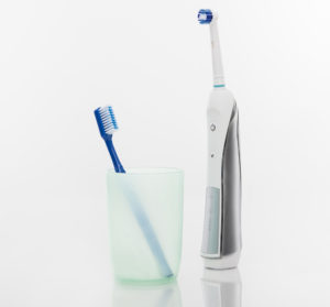 Vantaggi dello spazzolino elettrico | Cliniche Odontoiatriche a Roma